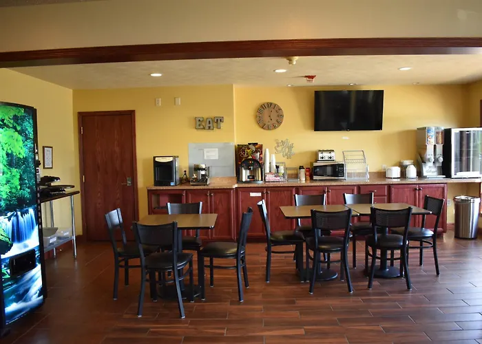 Heartland Hotel & Suites