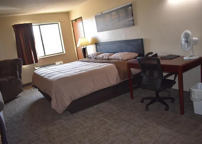 Heartland Hotel & Suites