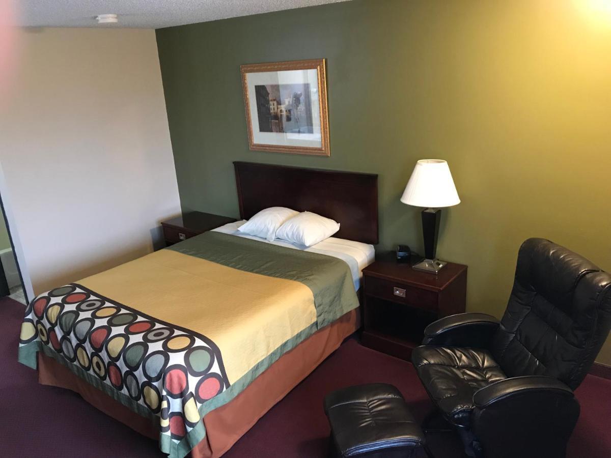 Motel Heartland & Rock Valley