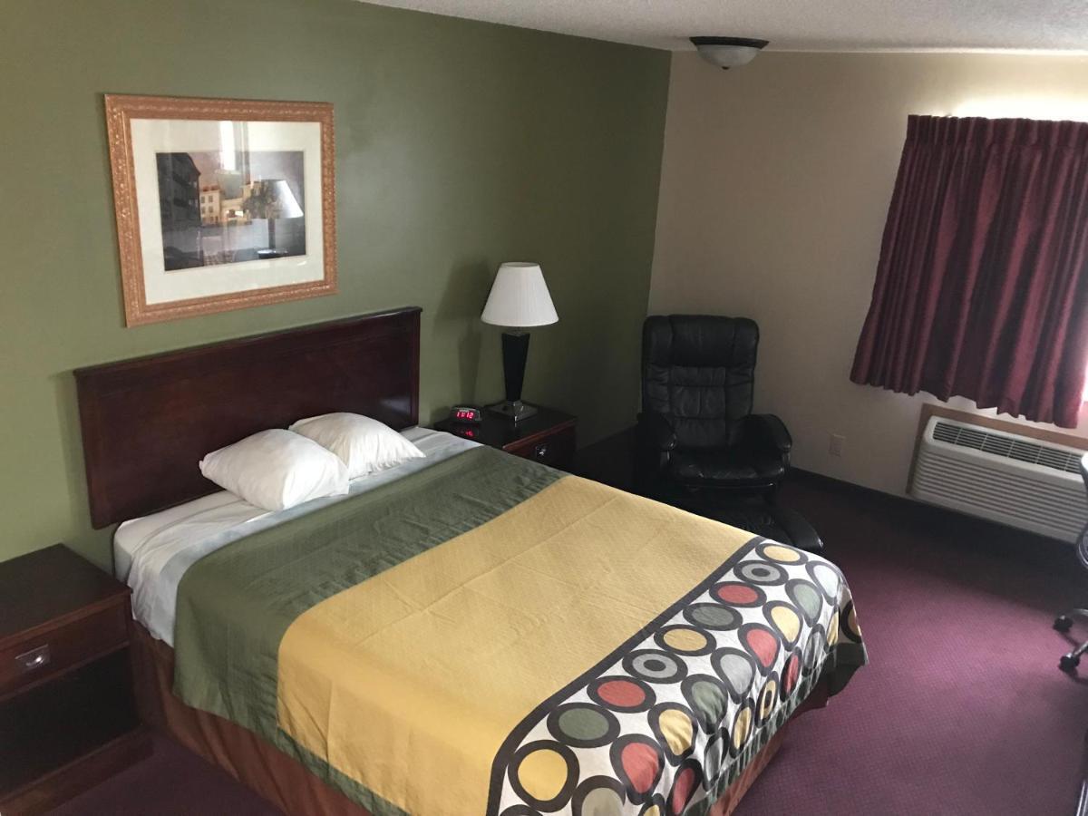 Motel Heartland & 2*